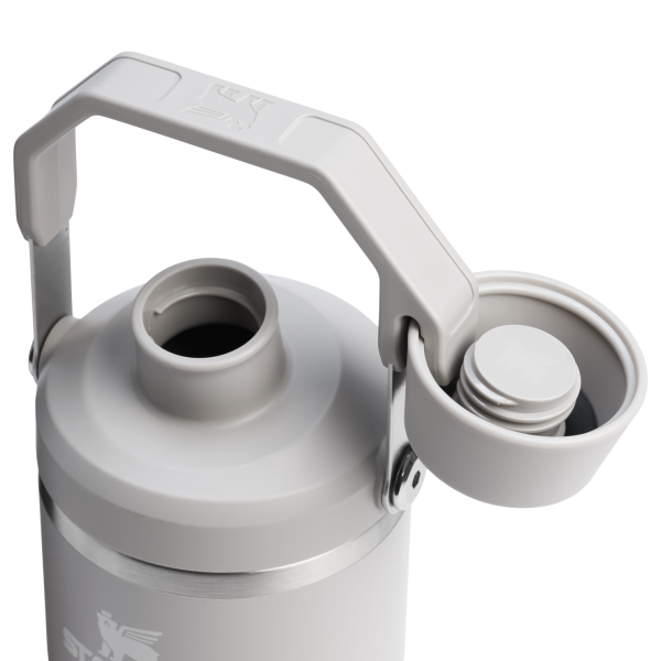 The IceFlow™ Tumbler with Fast Flow Lid | 20 OZ - Image 17